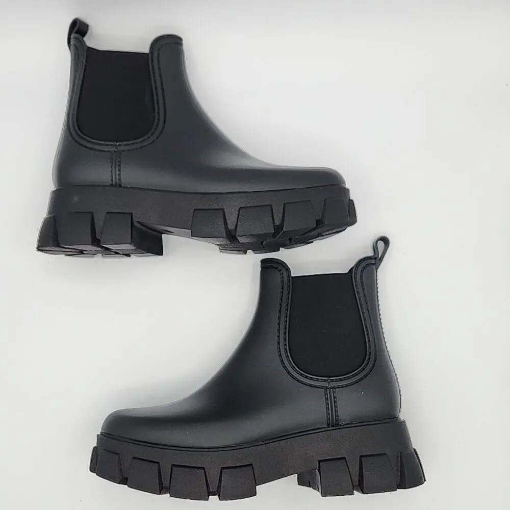 Jeffrey Campbell step into